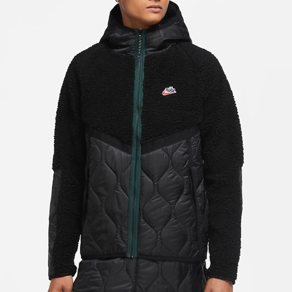 Nwt Nike Sportswear Heritage Quilted 